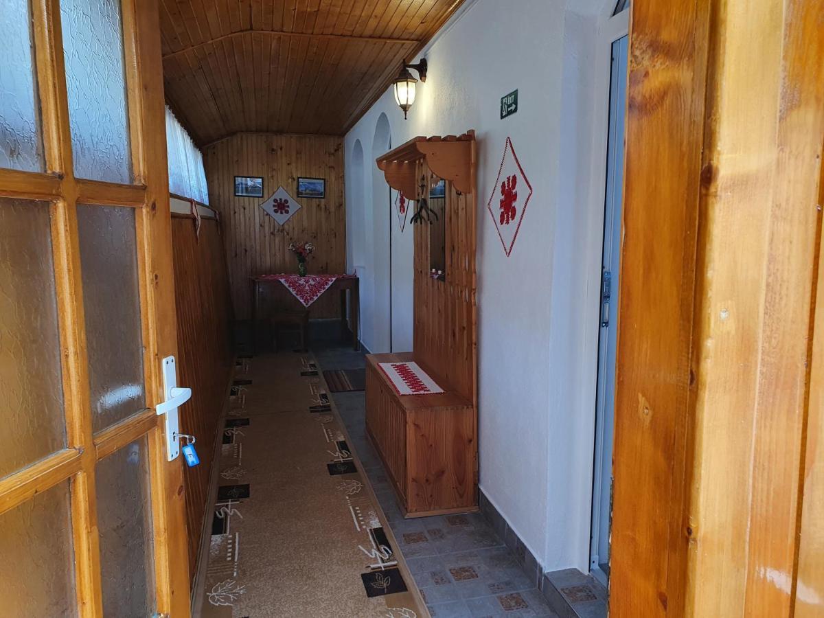 Bed and Breakfast Rozsa Panzio Rimetea Esterno foto