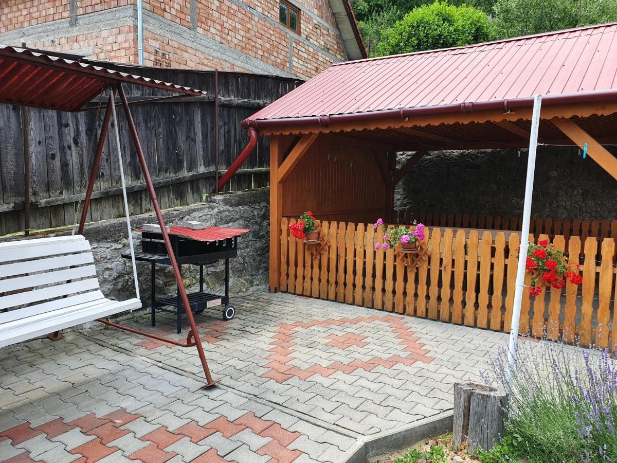 Bed and Breakfast Rozsa Panzio Rimetea Esterno foto